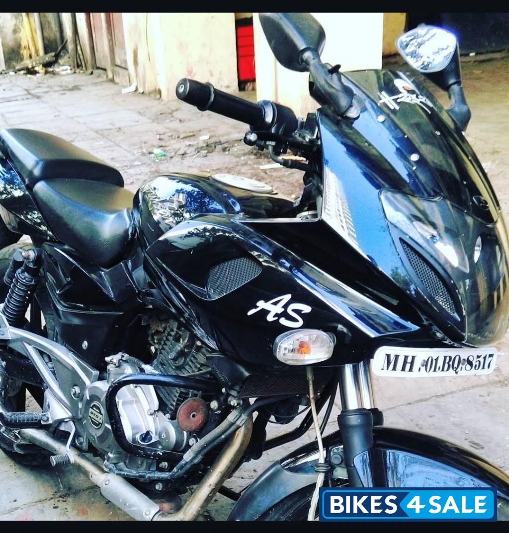Bajaj Pulsar 220F