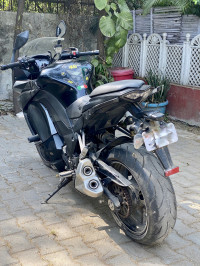Black Kawasaki Ninja 1000