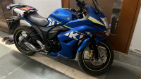 Blue Suzuki Gixxer SF
