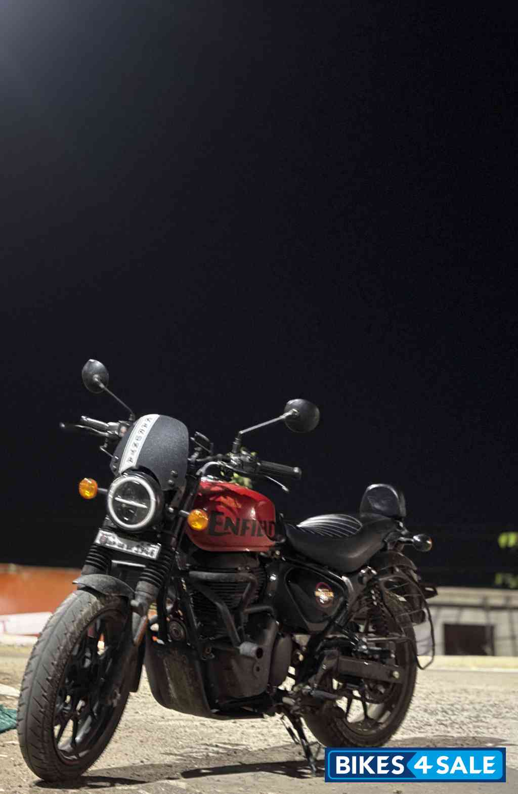 Royal Red Royal Enfield Hunter 350 Metro