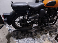 Black Royal Enfield Classic 350
