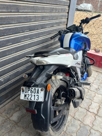 Blue TVS Apache RTR 160 4V