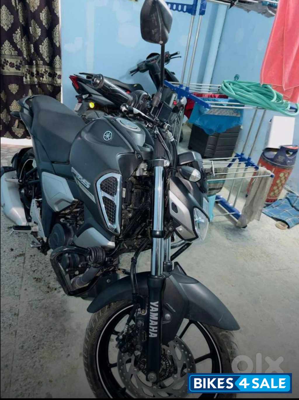 Grey Yamaha FZ-S FI V3 BS6