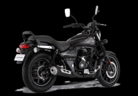 Ebony Black Met Bajaj Avenger Street 160 BS6