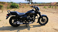 Ebony Black Met Bajaj Avenger Street 160 BS6