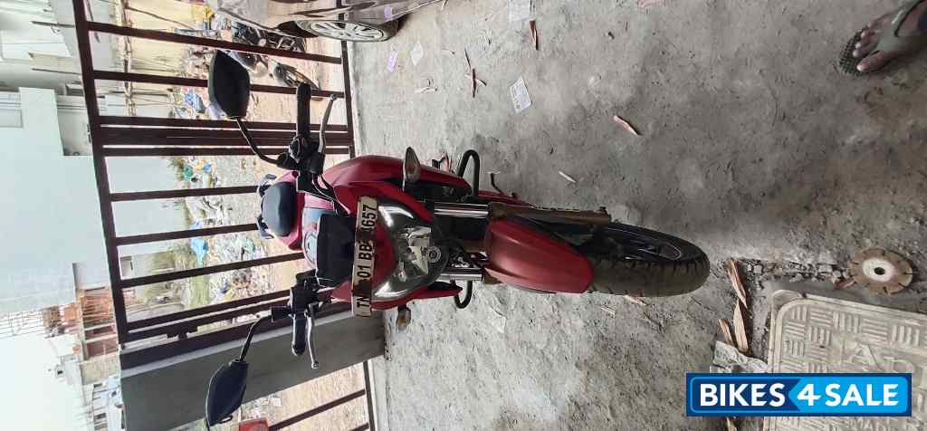 TVS Apache RTR 200 4V
