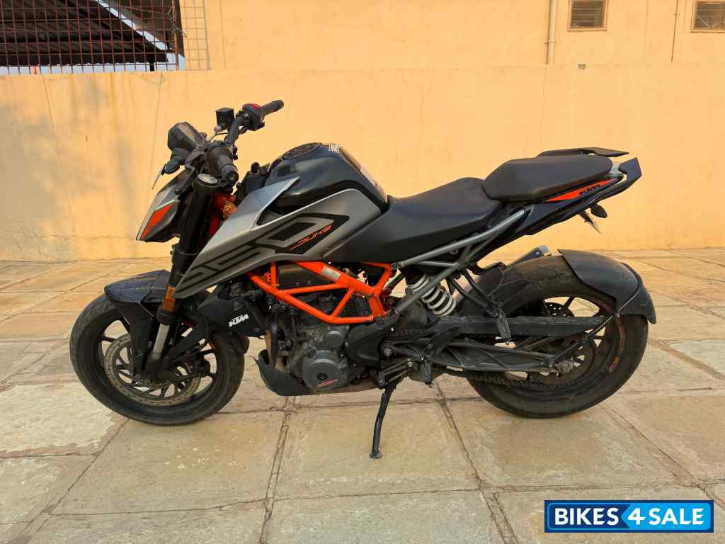 KTM Duke 250 2022