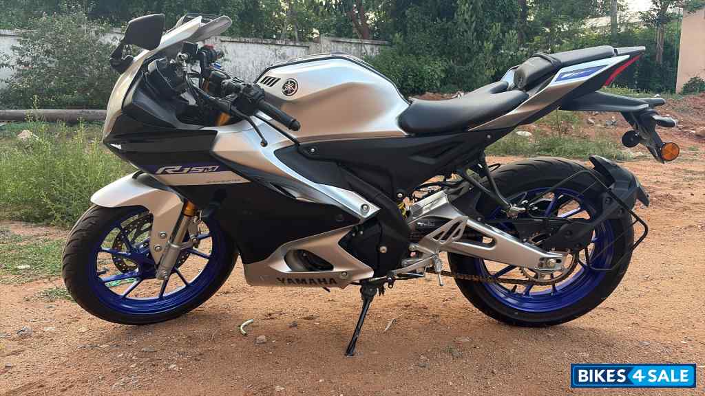 Yamaha YZF R15