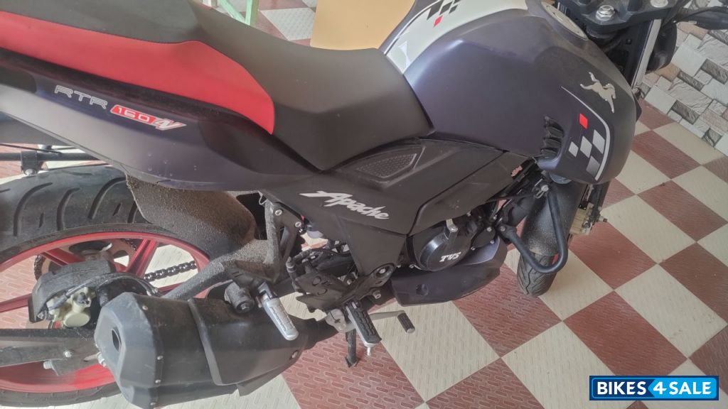 TVS Apache RTR 160 4V BS6