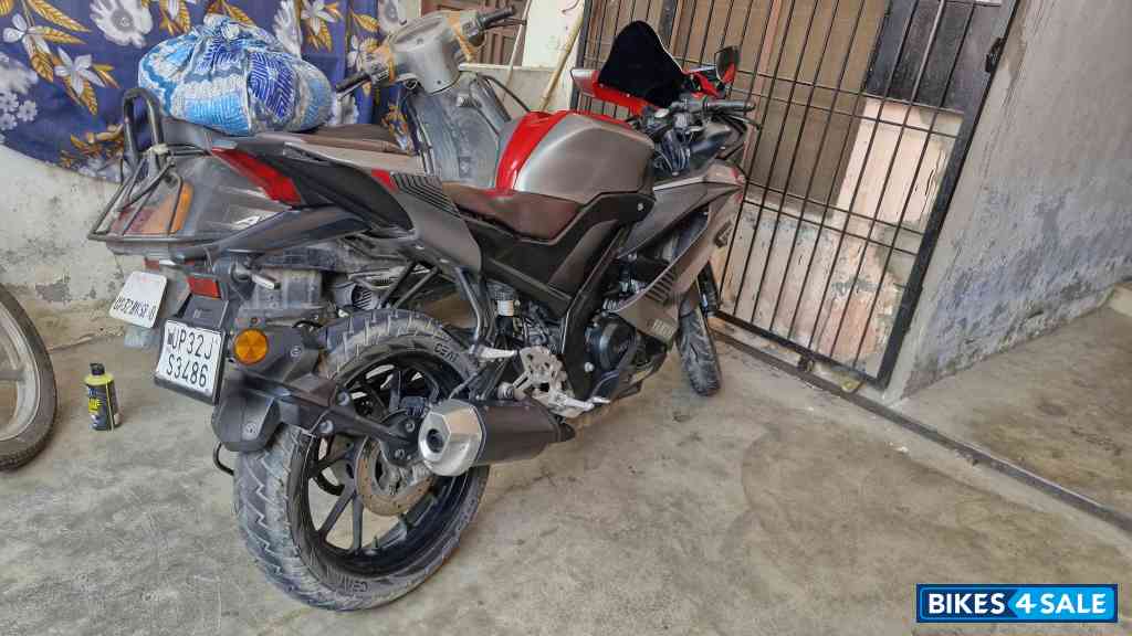 Yamaha YZF R15 V3
