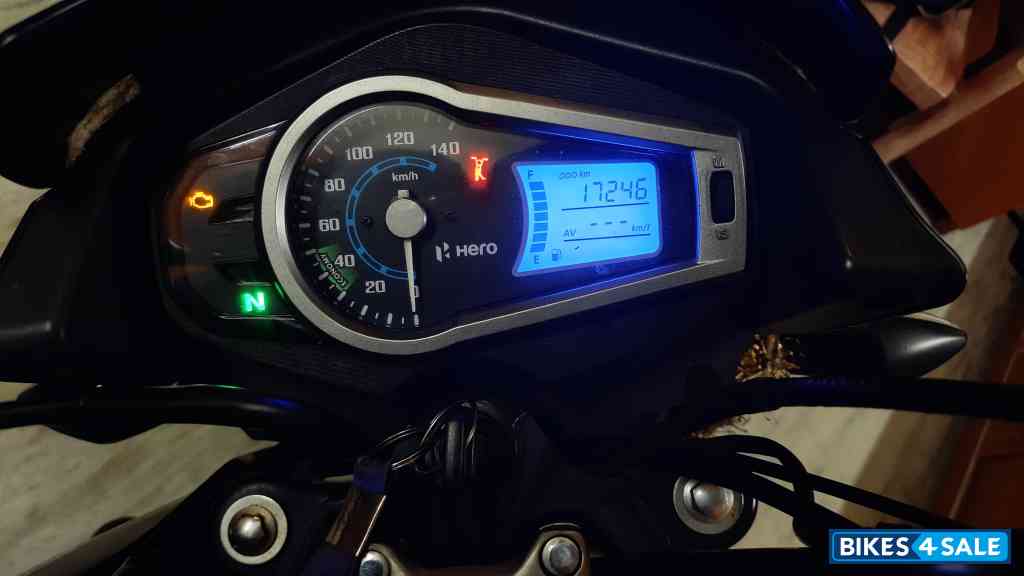 Black Blue Hero Glamour BS6