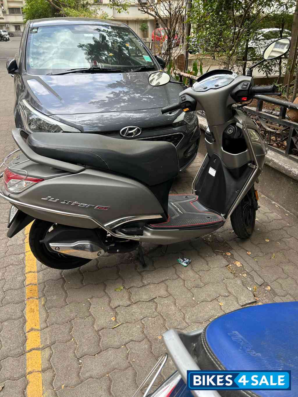 Matt Grey TVS Jupiter 125