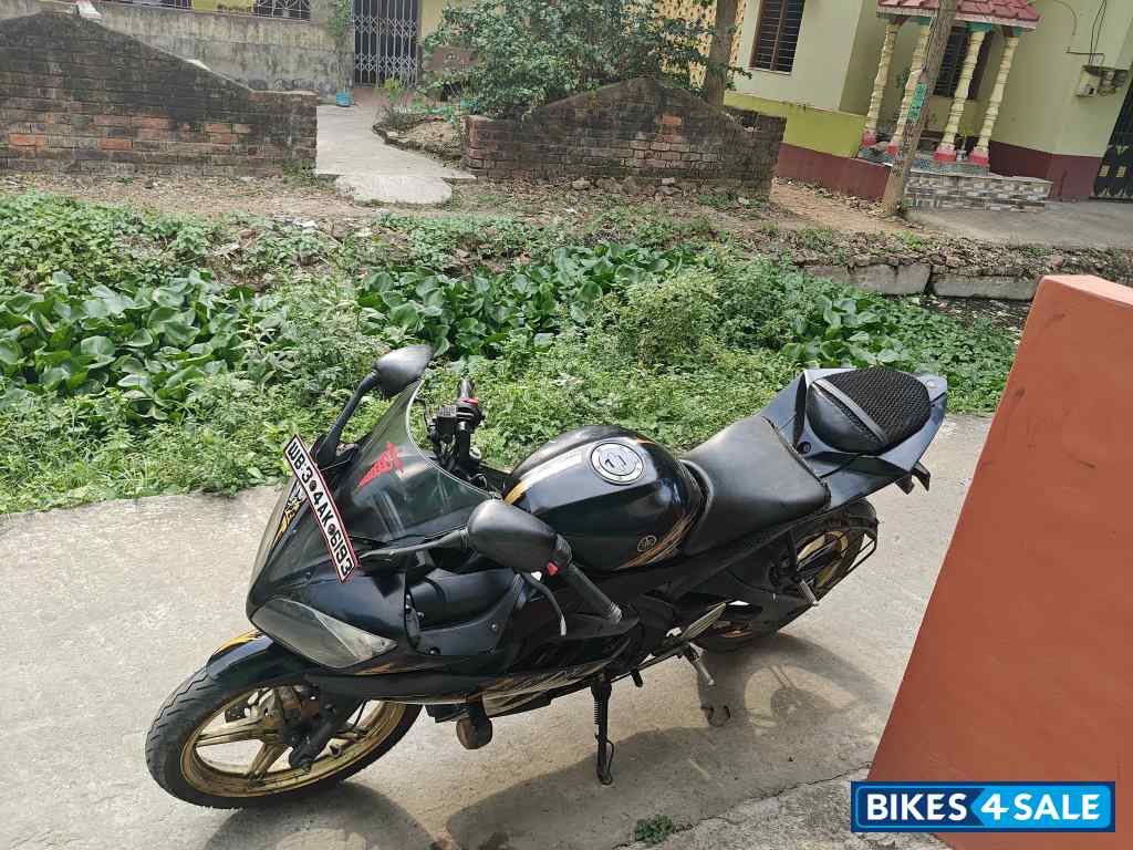 Black Army Mixed Colour Yamaha YZF R15 V2