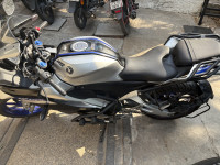 Yamaha R15M