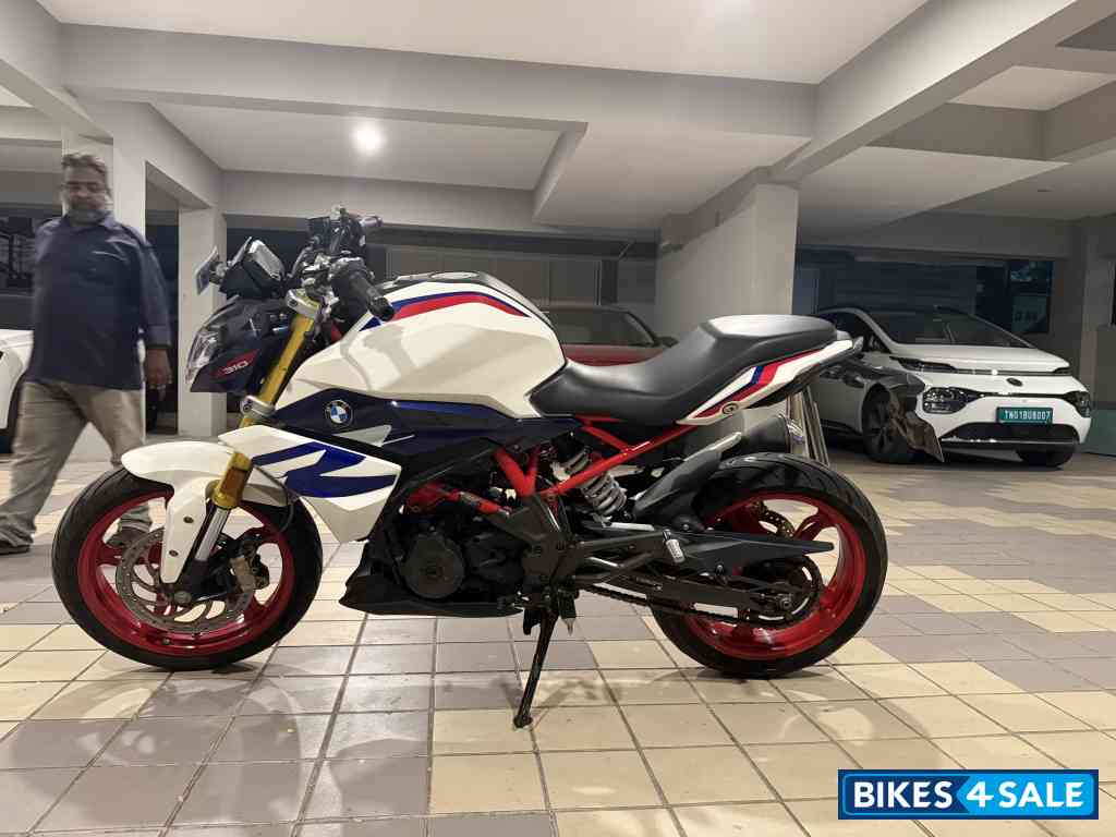 BMW G 310 R