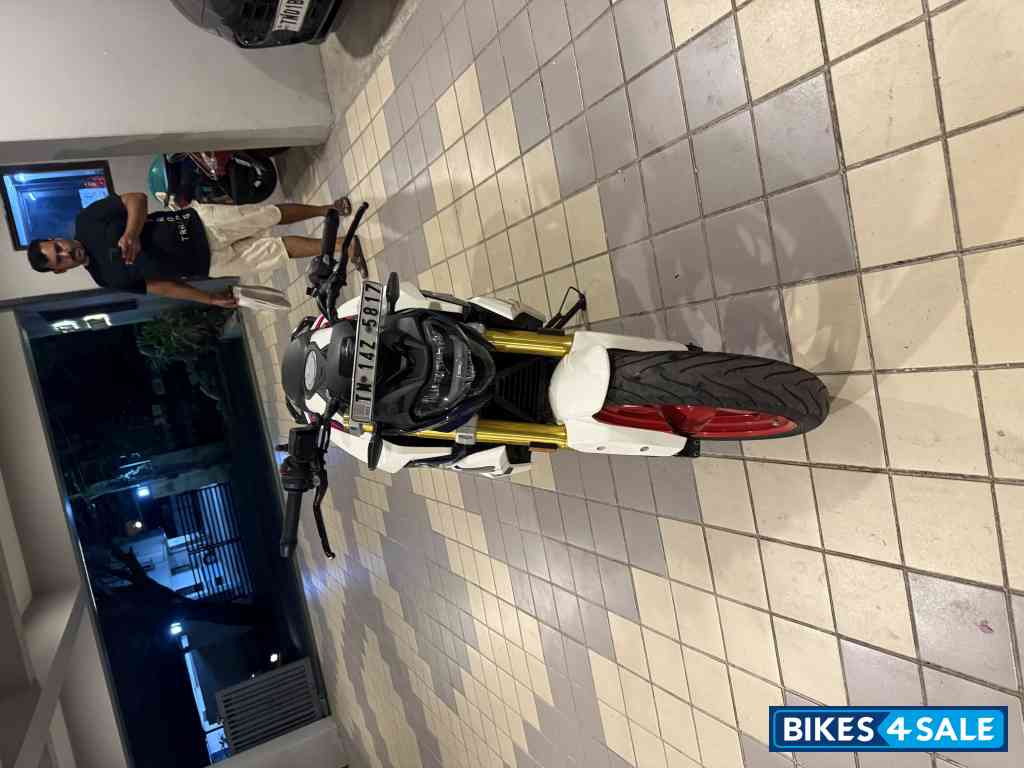 BMW G 310 R