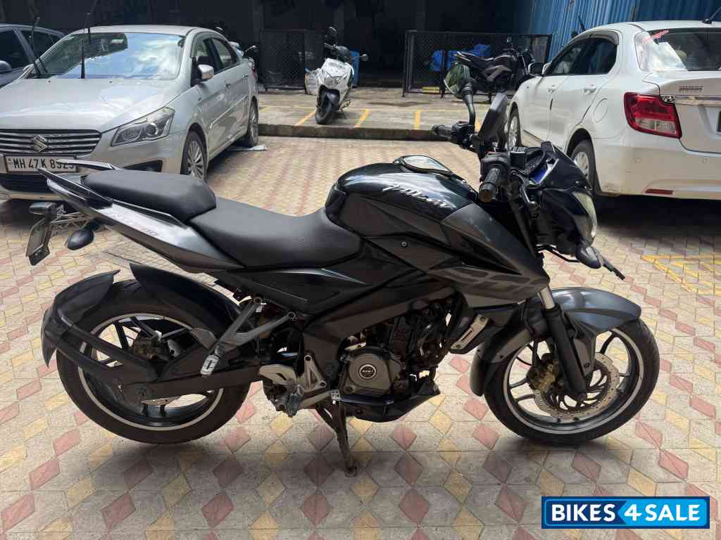 Bajaj Pulsar NS200
