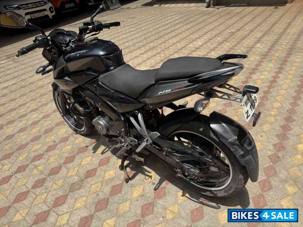 Bajaj Pulsar NS200