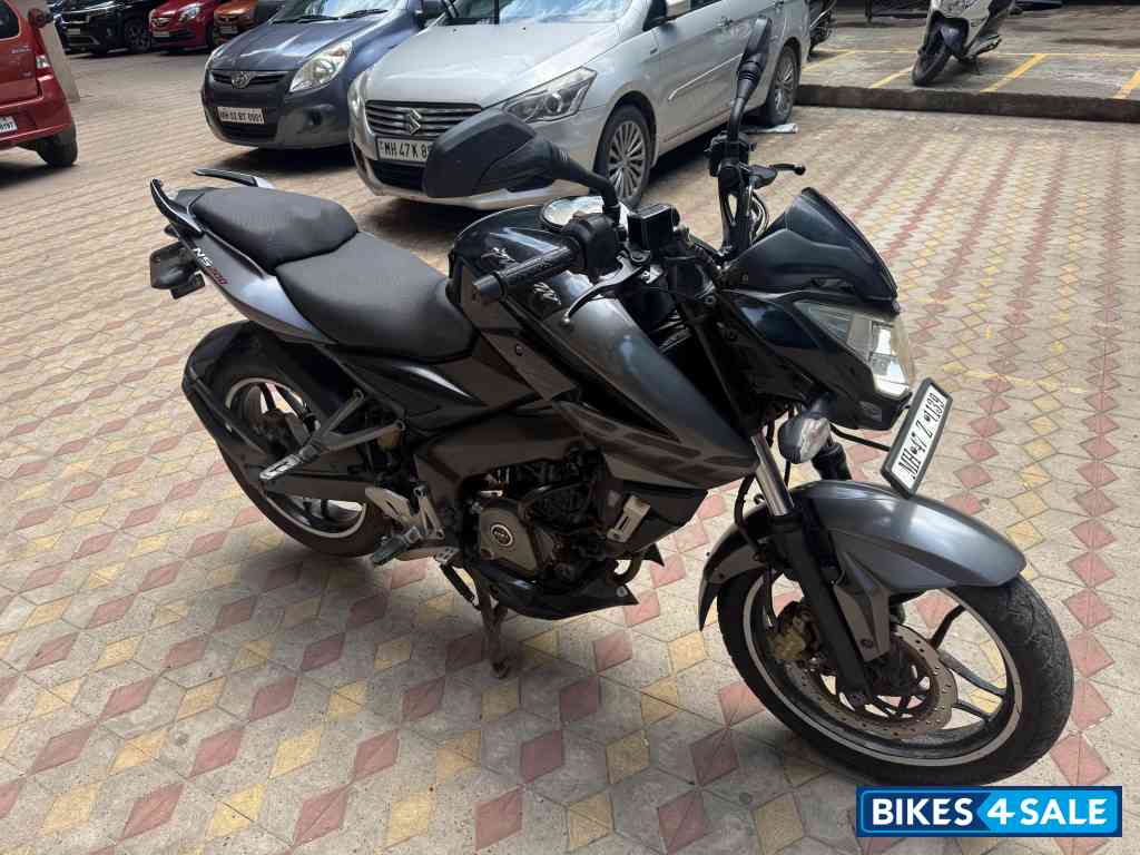 Bajaj Pulsar NS200