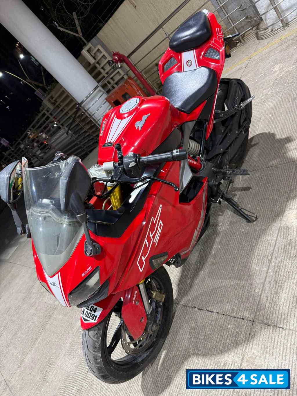 Red TVS Apache RR 310