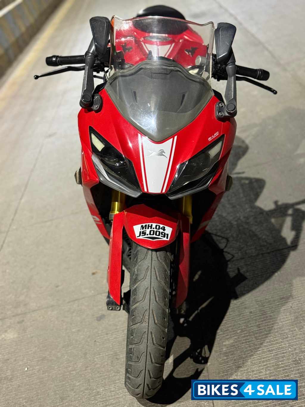 Red TVS Apache RR 310