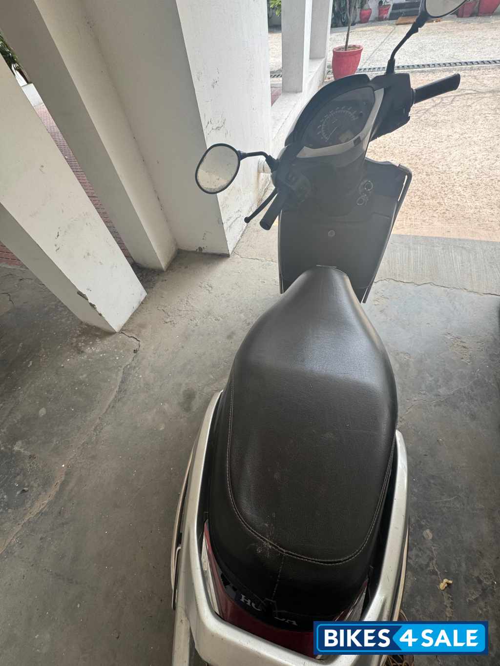 Blue Metallic Honda Activa 125