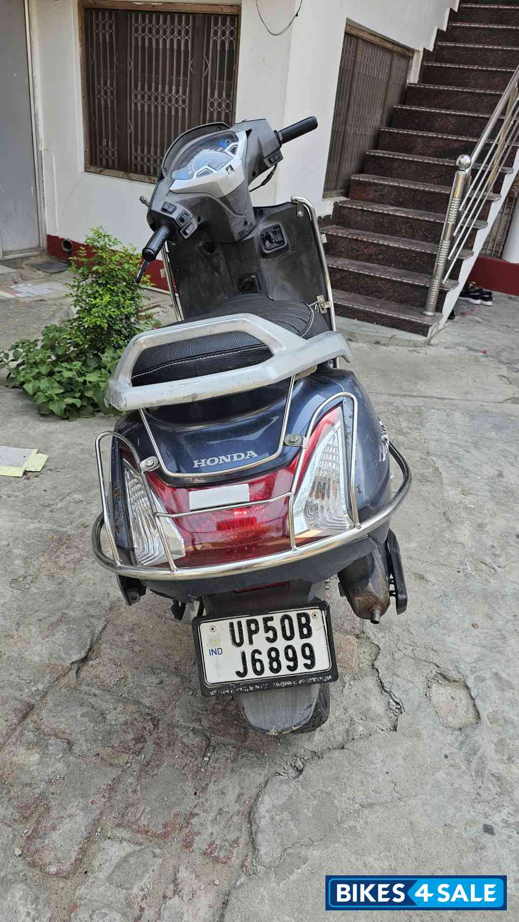 Blue Honda Activa 125