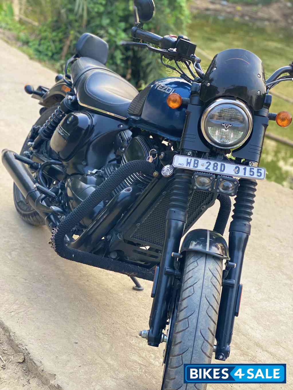 Yezdi Roadster Dark Yezdi Roadster Dark