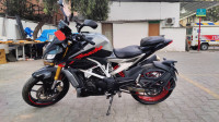 Arsenal Black TVS Apache RTR 310