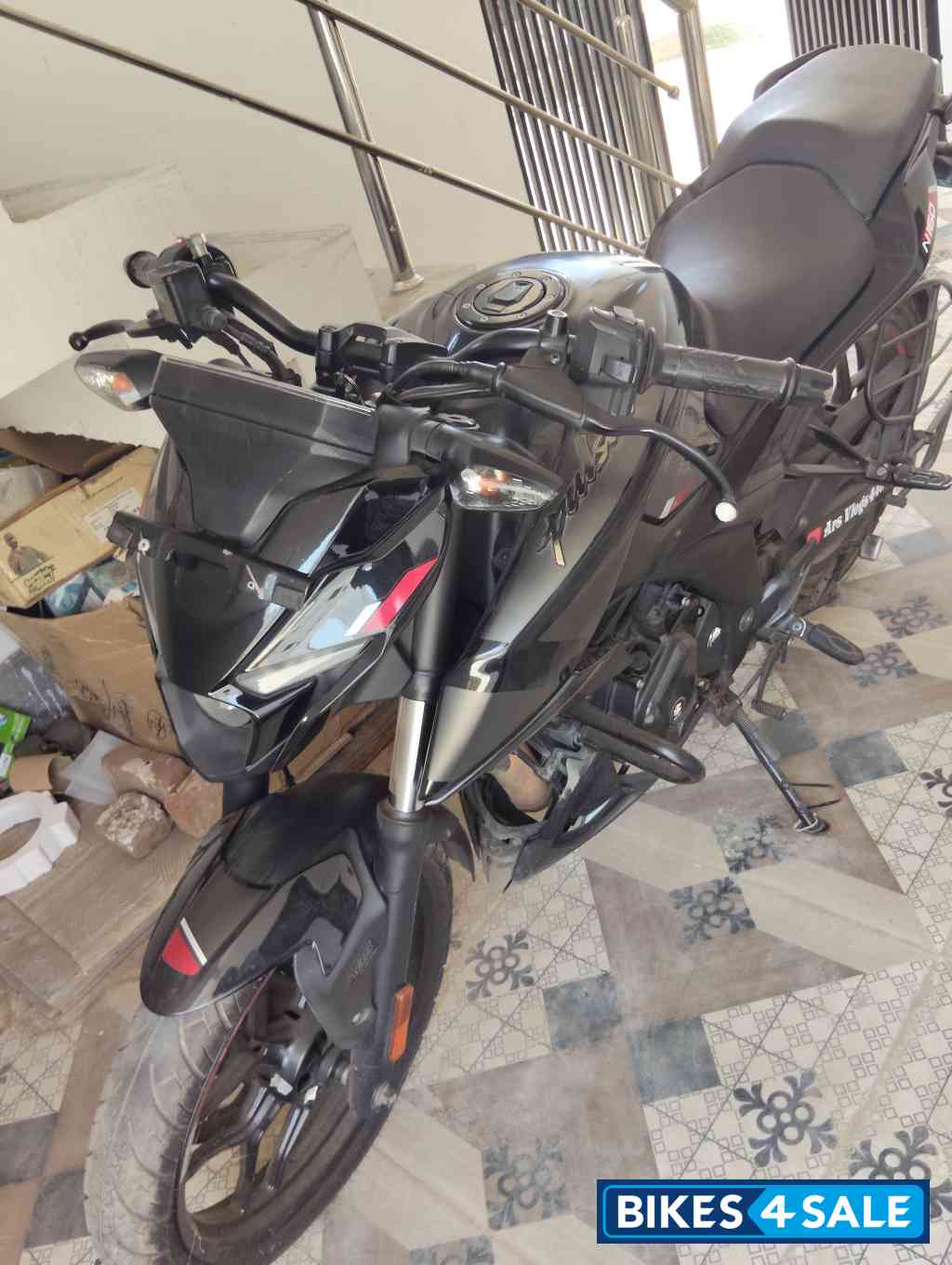 Bajaj Pulsar N160