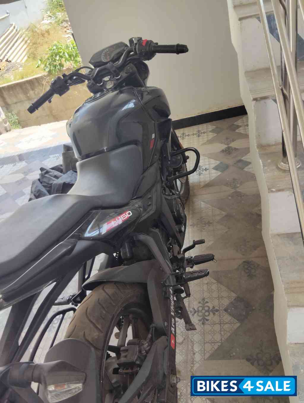 Bajaj Pulsar N160