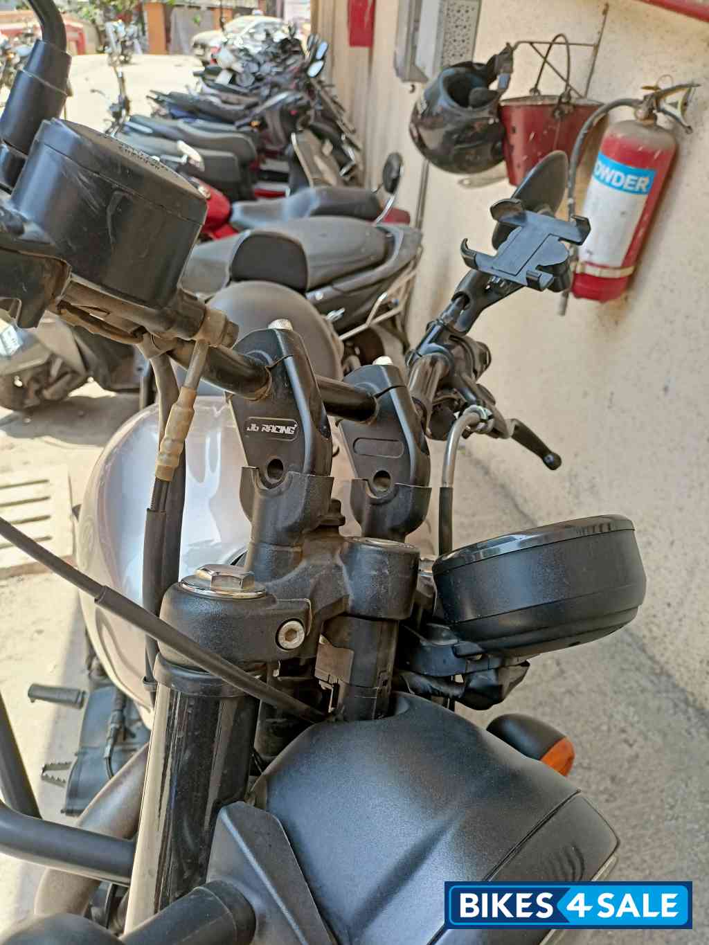 Royal Enfield Hunter 350 Metro