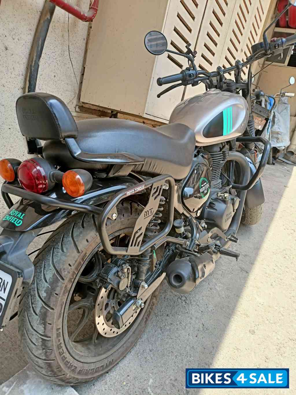 Royal Enfield Hunter 350 Metro