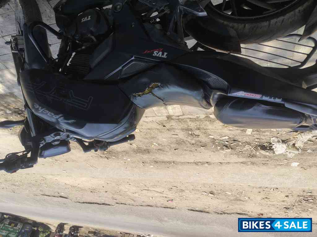 TVS Apache RTR 200 4V