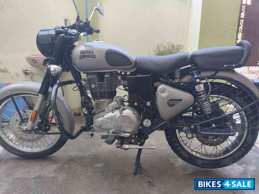Royal Enfield Classic 350 BS VI