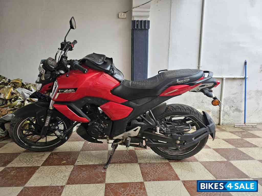 Red Yamaha FZ-S