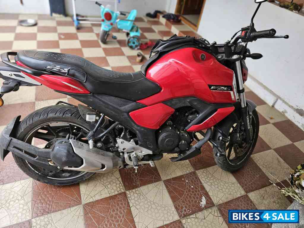 Red Yamaha FZ-S