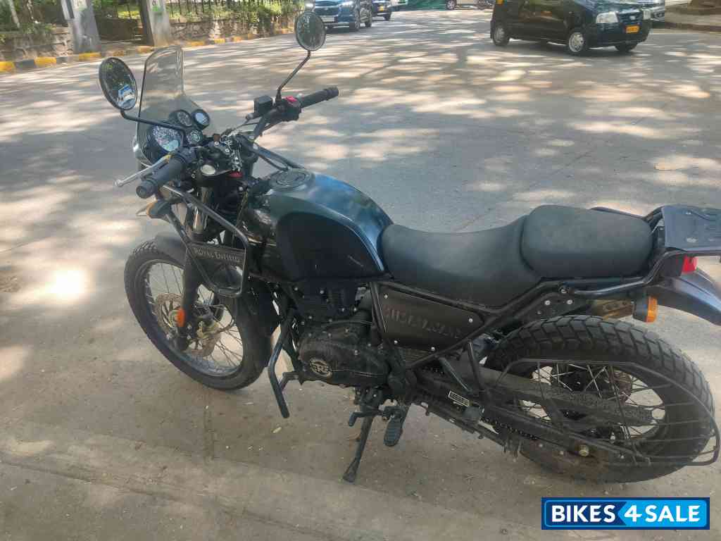 Black Royal Enfield Himalayan BS VI Black Royal Enfield Himalayan BS VI