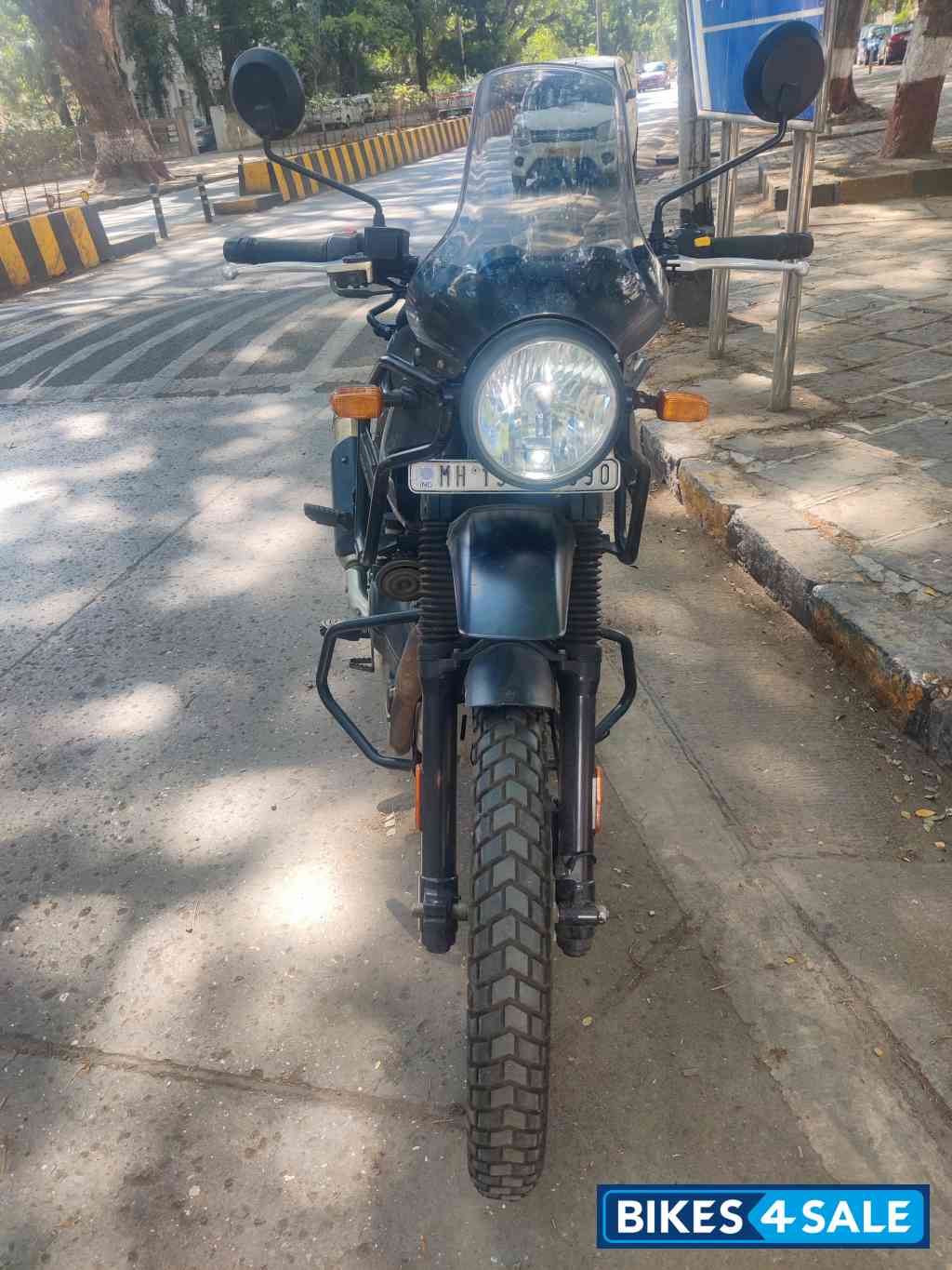 Black Royal Enfield Himalayan BS VI Black Royal Enfield Himalayan BS VI