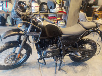 Black Royal Enfield Himalayan BS VI