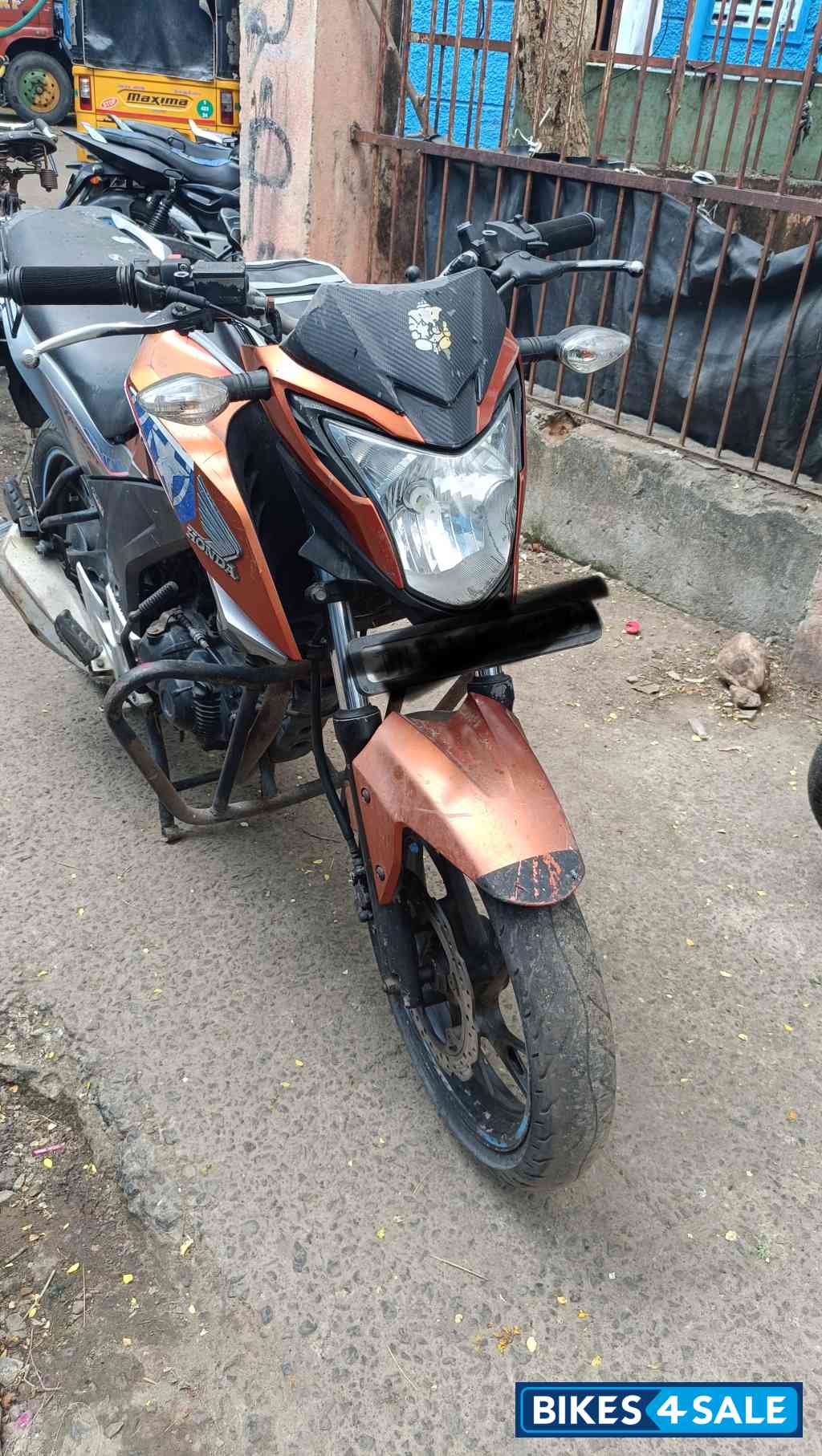 Honda CB Hornet 160R