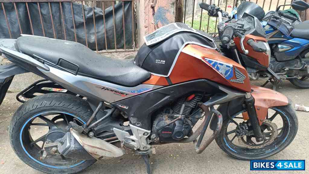 Honda CB Hornet 160R