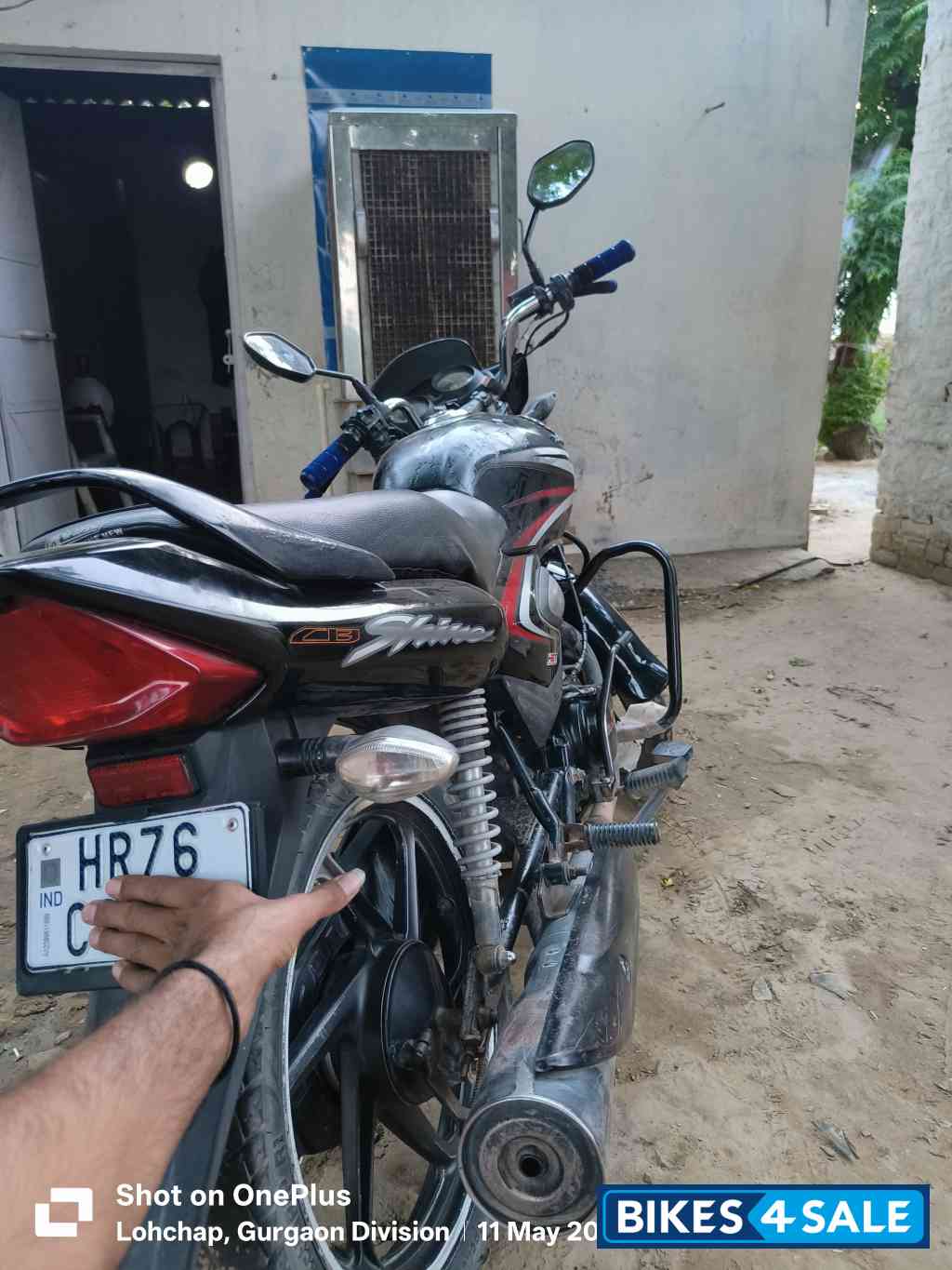 Black Honda Shine 125 Disc