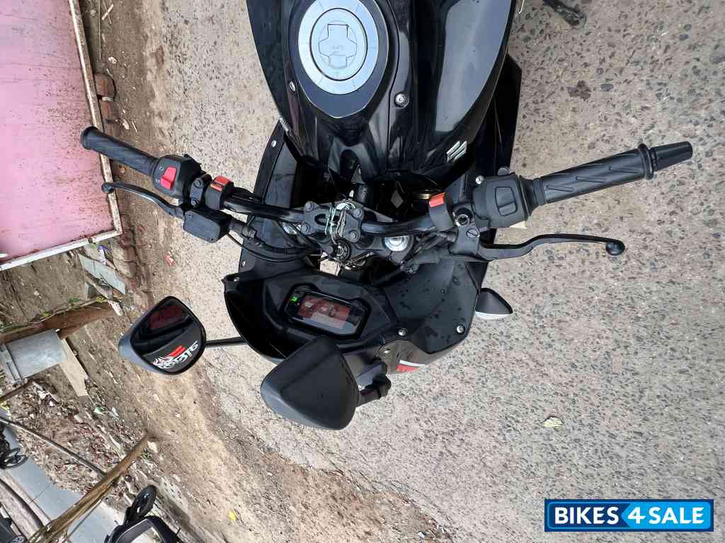 Black With Red Graphics Suzuki Gixxer SF