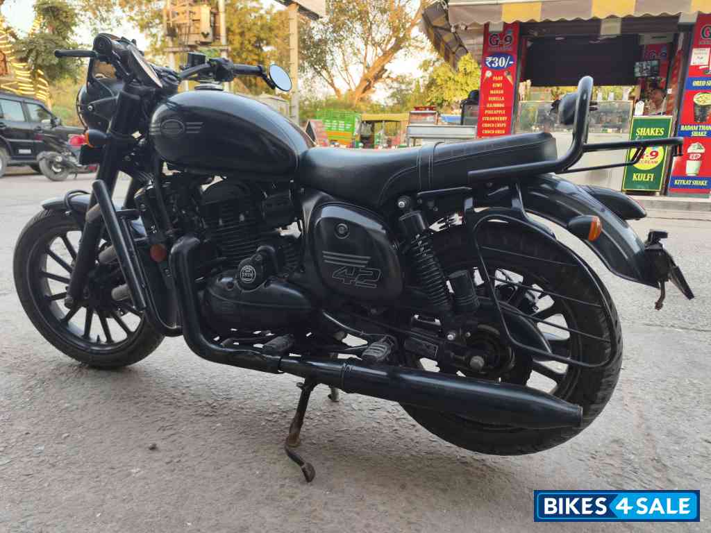 Black Jawa 42 Dual Channel ABS AllStar Black