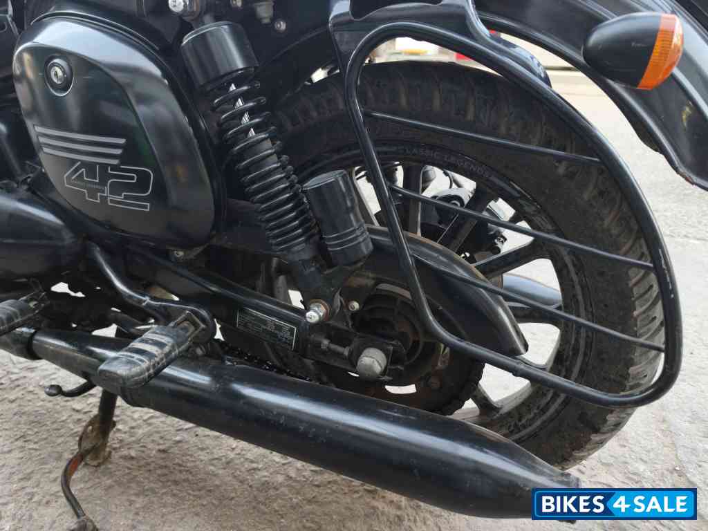 Black Jawa 42 Dual Channel ABS AllStar Black Black Jawa 42 Dual Channel ABS AllStar Black