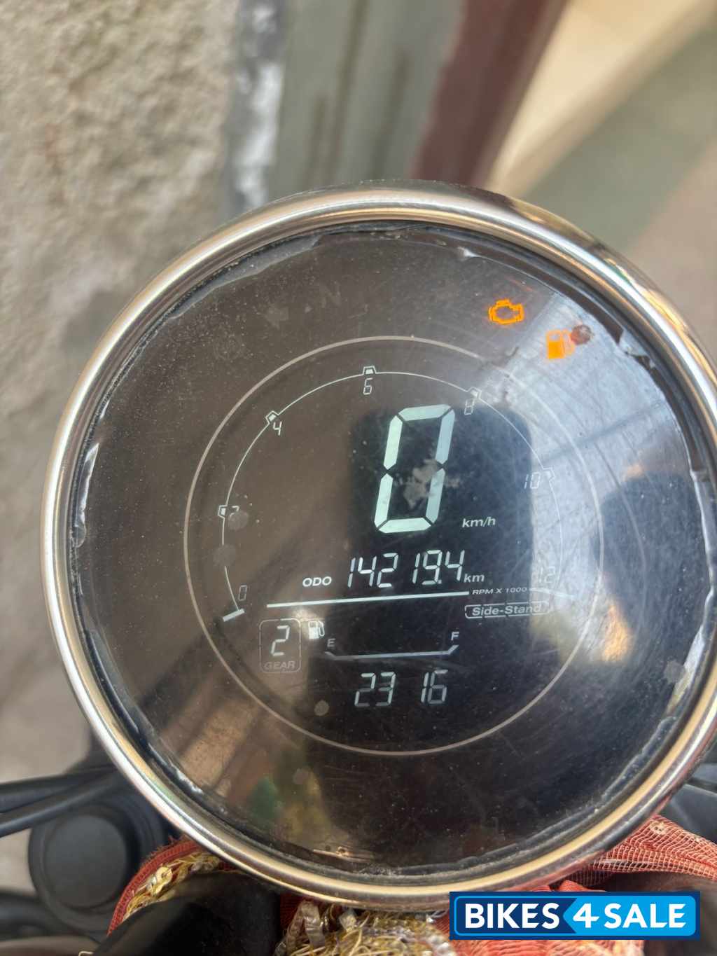 Jawa 42 Bobber Dual Channel ABS