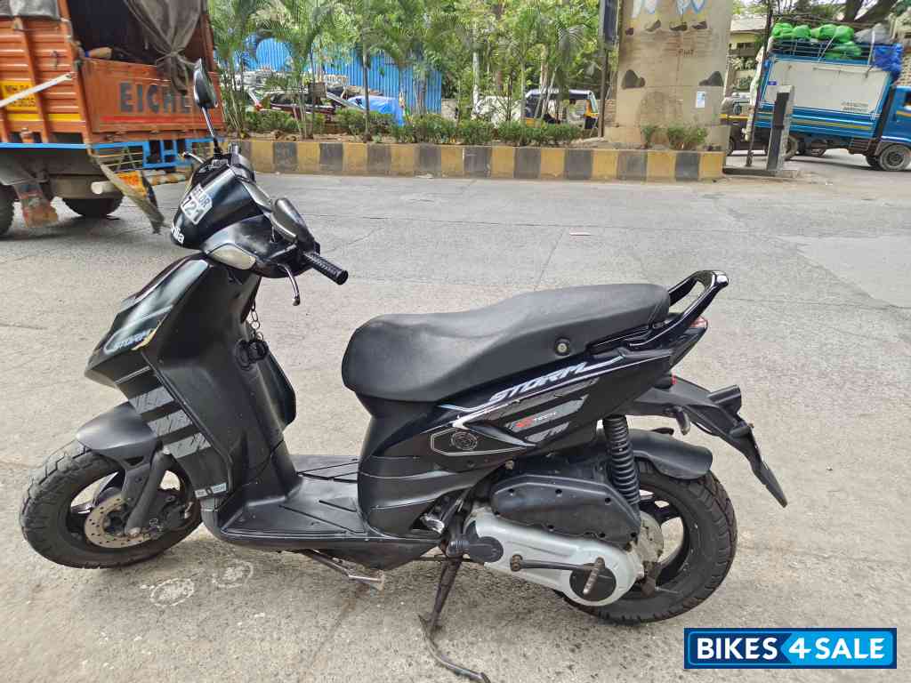 Mate Black Aprilia Storm 125