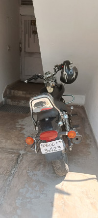 Bajaj Avenger