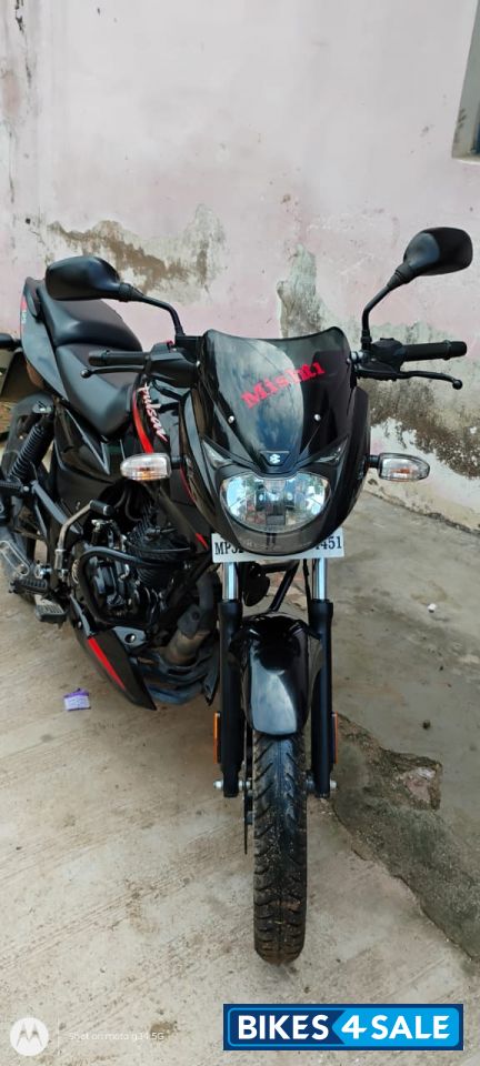 Blak And Red Bajaj Pulsar 125